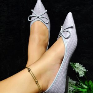 Point doll shoes